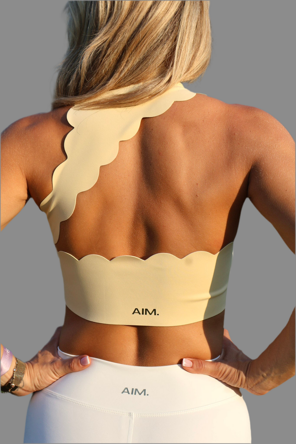 BRASSIÈRE DOS NU ASYMÉTRIQUE — MILANO